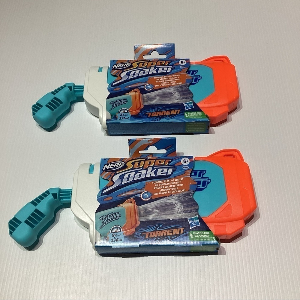 2 X Nerf Super Soaker Torrent Water Blaster, Pump and Fire a Giant Jet of Water